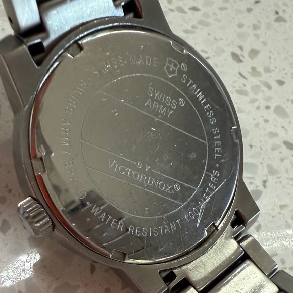 Swiss Army by Victoronix Stainless Steel Watch New Battery - Picture 7 of 11